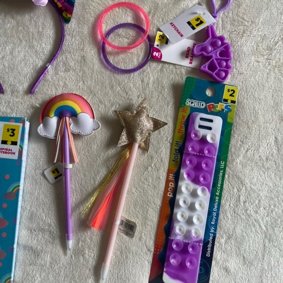 NWT Girls Bundle Notebook Pens Hair Accessories Etc. - Picture 7 of 11